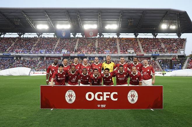 OGFC 선수단. /사진=슛포러브
