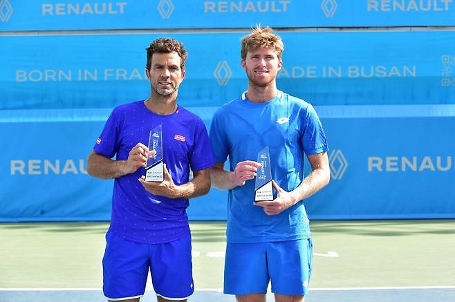 복식 준우승 장 줄리앙 로저–시어도어 와인가르