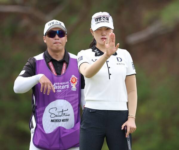 2026년 한국여자프로골프(KLPGA) 투어 넥센·세인트나인 마스터즈 대회 우승을 차지한 김민선7 프로가 최종 3라운드에서 경기하는 모습이다. 사진제공=KLPGA (사진을 무단으로 사용하지 마십시오.)