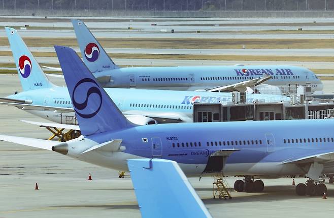 인천공항 계류장에서 이동하는 대한항공 여객기. 사진=연합뉴스