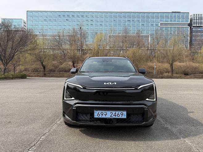 [서울=뉴시스] 류인선 기자 = 기아 EV5의 정면 모습. 2026.4.19. photo@newsis.com *재판매 및 DB 금지