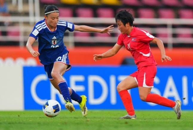 ▲ 결승전 양상은 분명했다. 북한 우위였다.&nbsp;북한은 볼 점유율 61.1%, 슈팅 수 17-7로 완승 흐름을 구축했다. 다만 일본은 공격 지표에선 현저히 밀렸지만 '수비'는 그렇지 않았다. 공중볼 경합 승리 55-38, 클리어링 49-10, 태클 12-6으로 크게 앞섰다. ⓒ AFC