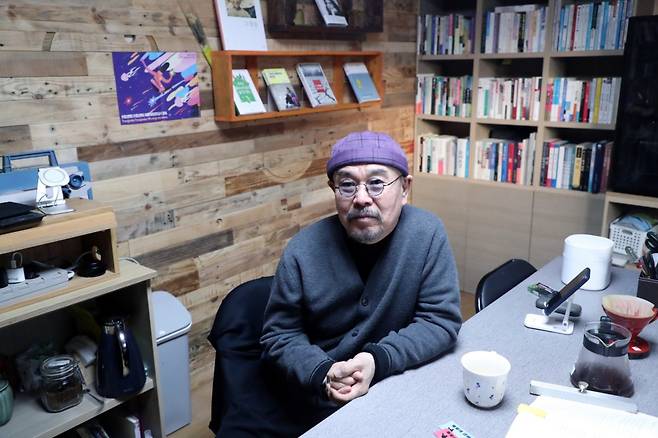 속초 마을도서관 주인 여태원 씨 [촬영 류호준]