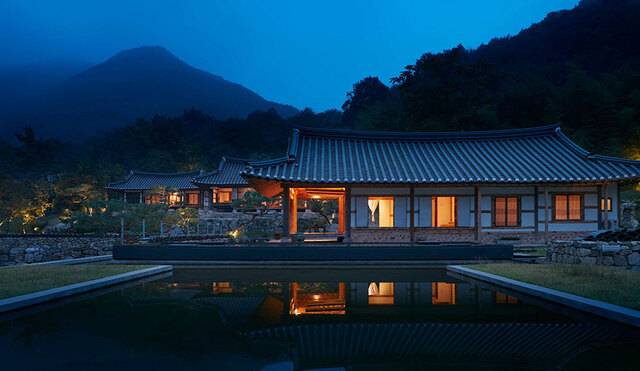 드라마 대군자 사택의 주무대인 아원고택 만휴당 전경. 아원고택.