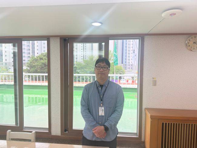 시각장애인 금융교육 행사를 기획한 이재명 한국시각장애인복지관 평생교육팀장./사진=머니투데이방송MTN