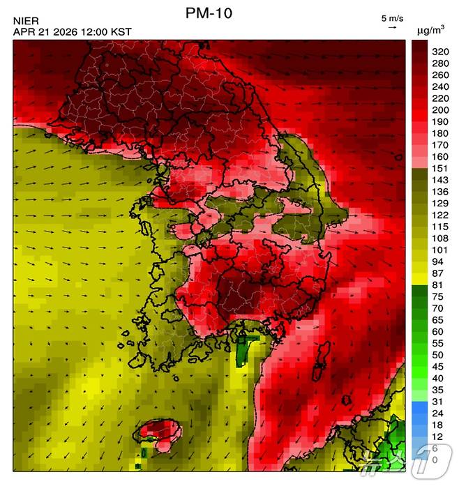 21일 낮 12시 기준 한반도 상공의 미세먼지(PM10) 전망(기후에너지환경부 제공) ⓒ 뉴스1