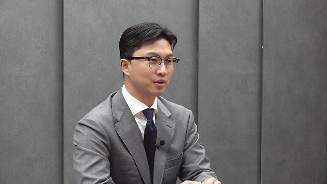 신한자산운용 ETF컨설팅팀 김영롱 부장. /머니머니 캡처