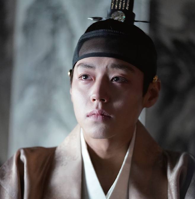 박지훈은 영화 ‘왕과 사는 남자’의 단종 역을 위해두 달 반 만에 15㎏을 감량했다고 밝혔다. /사진 뉴스1