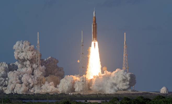 미국 항공우주국(NASA)의 아르테미스 2호가 4월 1일 오후 6시 35분(한국시각 2일 7시 35분) 플로리다주 케네디우주센터에서 발사됐다. /사진 NASA