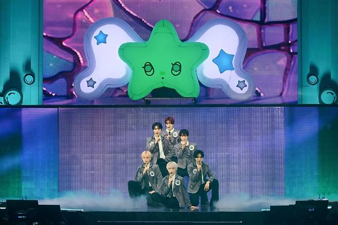 SM엔터테인먼트 제공