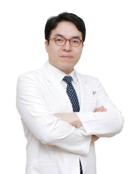 피용훈 수원나누리병원 척추센터 신경외과 전문의./사진제공=수원나누리병원