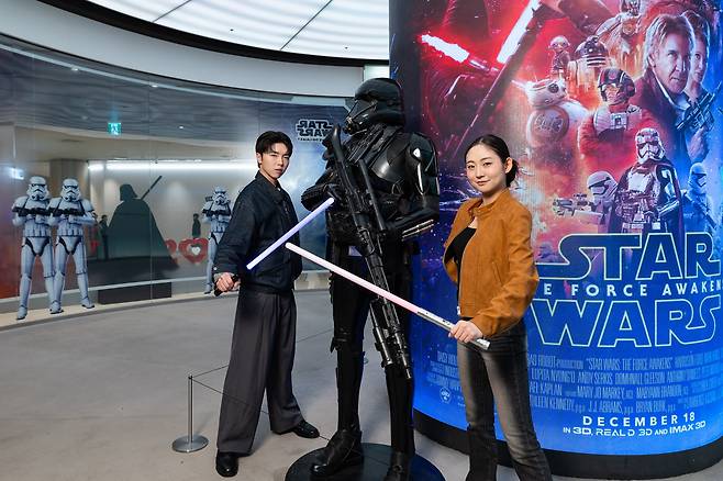 서울스카이 스타워즈 테마 공간