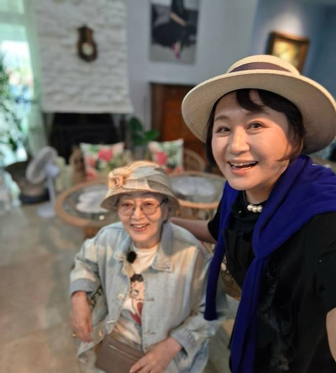 김영옥-박원숙. 박원숙 SNS.