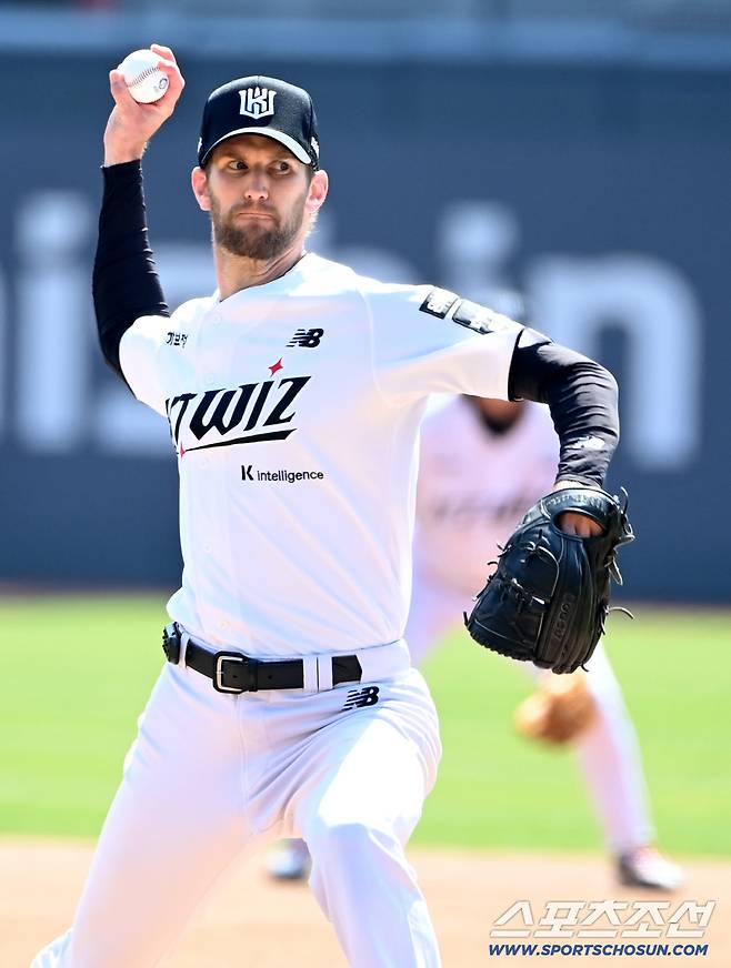 5일 수원KT위즈파크에서 열린 삼성과 KT의 경기. KT 선발투수 보쉴리가 역투하고 있다. 수원=허상욱 기자wook@sportschosun.com/2026.04.05/
