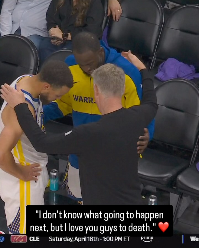 지난 18일 피닉스와의 2025~26 NBA 플레이-인 토너먼트 8번 시드전에서 96-111로 진 뒤 대화를 나누는 골든스테이트 커 감독과 그린, 커리. 사진=ESPN SNS