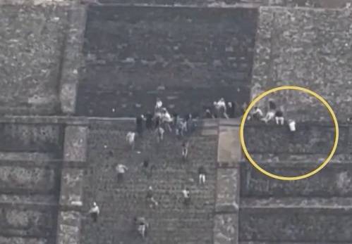 멕시코의 한 유명 유적지에서 총기 난사가 발생해 외국인 관광객 1명이 숨지고 6명이 다쳤다. [사진출처 = 영상캡처]