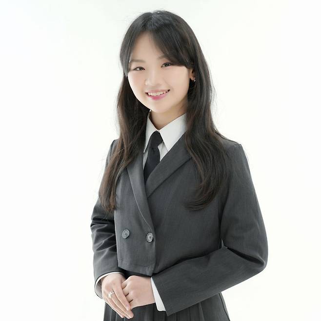 [서울=뉴시스] 아즈마 아키. (사진 = 팝콘뮤직 갤러리 제공) 2026.04.21 photo@newsis.com *재판매 및 DB 금지