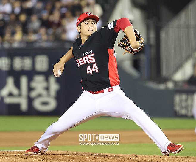 ▲ 이태양은 성실한 노력을 통해 3년 전보다 더 빠른 공을 던지는 투수가 됐고, 그 효과는 경기력에서 그대로 드러나고 있다 ⓒ곽혜미 기자