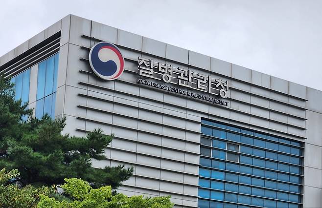 코로나 '매미' 등장?… 뜻·증상·백신·추이 총정리,  ‘BA.3.2’ 변이, 34개국서 검출…증상은?(연합뉴스)