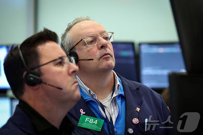 뉴욕증권거래소 트레이더들 ⓒ 로이터=뉴스1