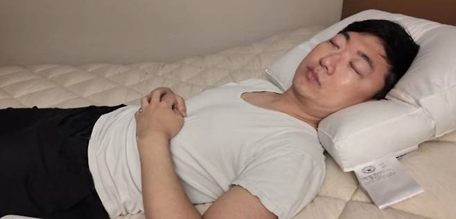 ‘잠방’ 선보인 김선태. 사진 | 유튜브 채널 ‘김선태’