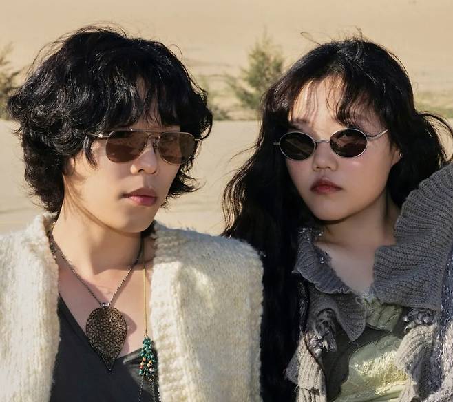 악뮤의 이찬혁(왼쪽)과 이수현. 영감의 샘터 제공