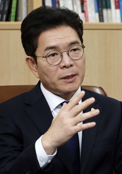 정원오 더불어민주당 서울시장 후보가 22일 서울 중구 매경미디어센터에서 매일경제와 인터뷰를 진행하고 있다. [김호영 기자]