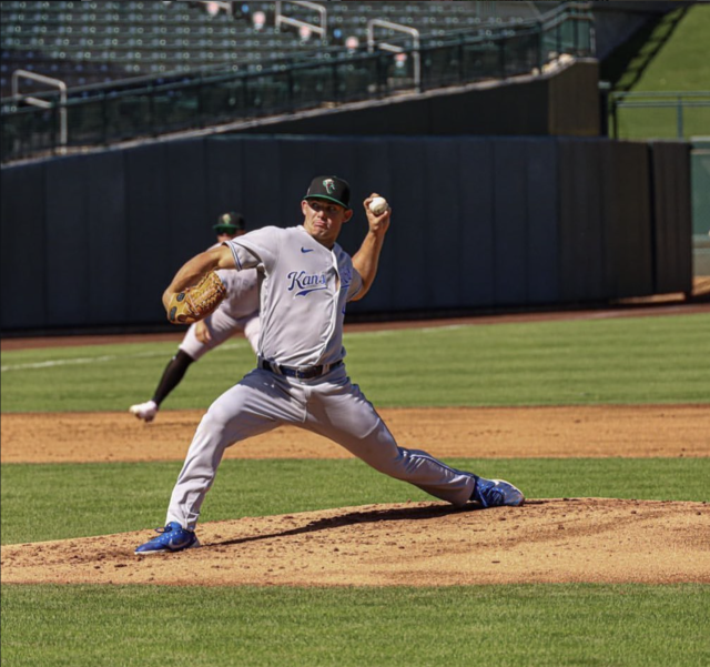 아사 레이시가 꽃을 피우지 못하고 방출 통보를 받았다./레이시 SNS
