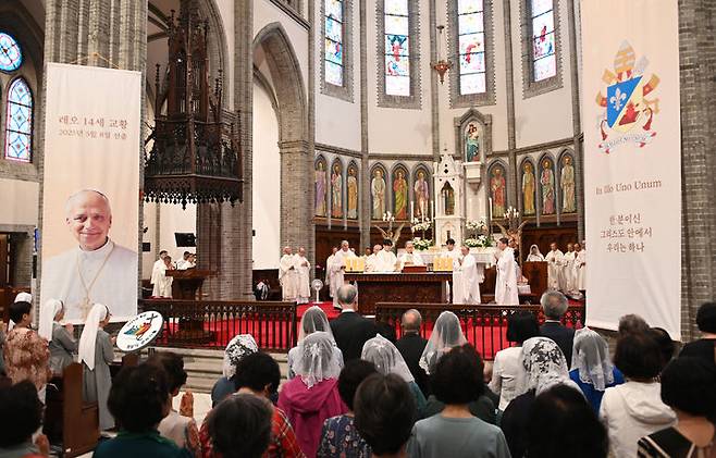 [서울=뉴시스] 교황 레오 14세 선출 감사 미사 (사진=한국천주교주교회의 제공) 2026.04.22. photo@newsis.com *재판매 및 DB 금지
