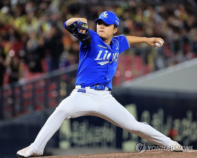 투구하는 이승민 (광주=연합뉴스) 조남수 기자 = 7일 광주 기아챔피언스필드에서 열린 프로야구 삼성 라이온즈와 KIA 타이거즈의 경기. 삼성 이승민이 6회말에 투구하고 있다. 2026.4.7 iso64@yna.co.kr