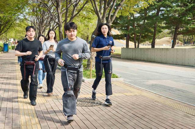 위로보틱스 윔 프리미엄 출시 [사진=위로보틱스]