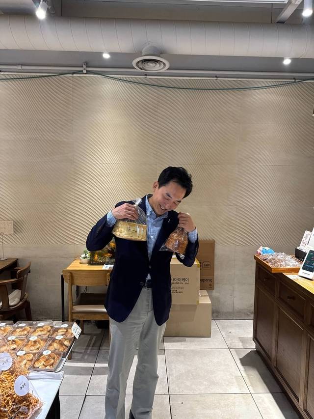 부산 북구갑 국회의원 보궐선거에서 국민의힘 후보로 거론되는 박민식 전 국가보훈부 장관. [박민식 전 장관 페이스북 캡처]