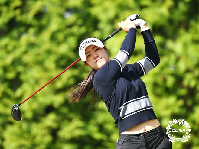 KLPGA 2026 제주공항렌트카·백제CC 점프투어 3차전 우승을 차지한 신예지. KLPGA 제공