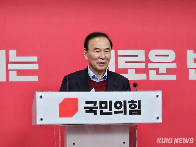 박덕흠 국민의힘 공천관리위원장이 지난 20일 서울 여의도 중앙당사에서 공관위 회의 결과를 발표하고 있다. 이은서 기자