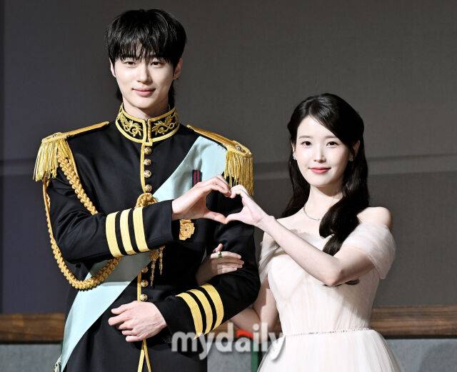 MBC 금토드라마 '21세기 대군부인' 변우석, 아이유/마이데일리 DB