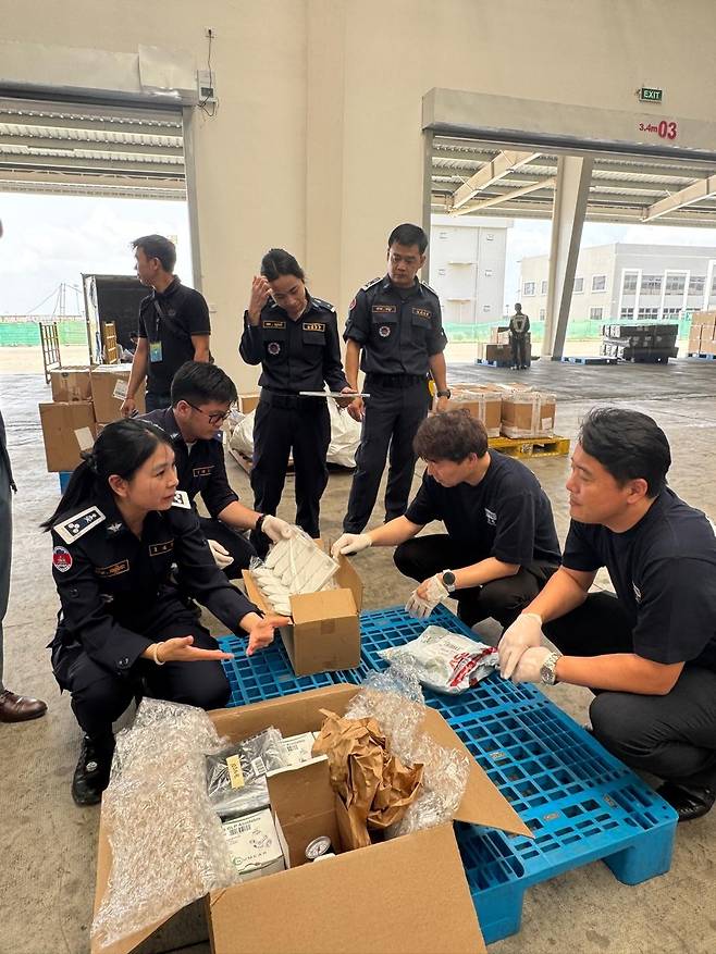 관세청, 태국·캄보디아 세관당국 합동작전 현장.