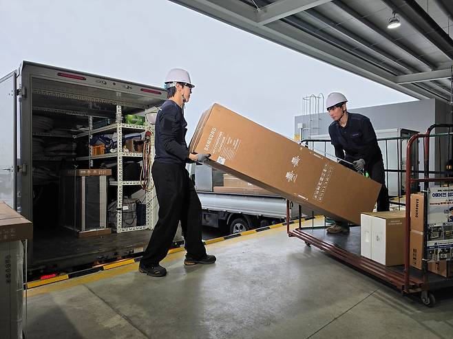 삼성전자, 무더위 앞두고 에어컨 설치 전담팀 가동 [삼성전자 제공. 재판매 및 DB 금지]