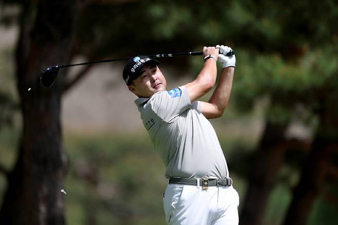 1라운드 선두로 나선 이태훈. (사진=KPGA)