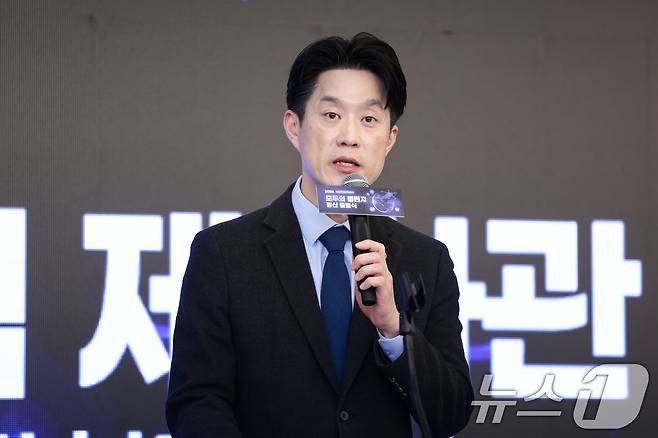 노용석 중소벤처기업부 제1차관이 8일 오후 서울 용산구 피스앤파크 컨벤션에서 열린 ‘모두의 챌린지 방산 출범식’에서 인사말을 하고 있다. 2026.4.8 ⓒ 뉴스1 임지훈 인턴기자