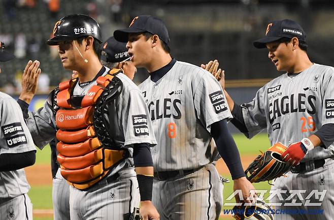 23일 잠실구장에서 열린 LG와 한화의 경기. 승리한 한화 노시환이 기뻐하고 있다. 잠실=박재만 기자 pjm@sportschosun.com/2026.04.23/