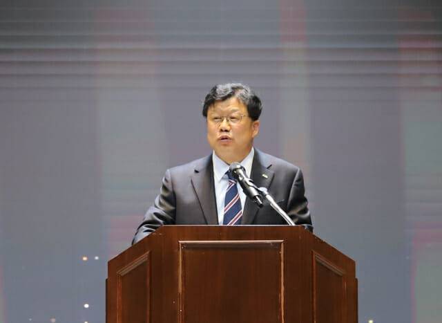 남광우 한국환경사업기술원장이 24일 취임식에서 취임사를 하고 있다.