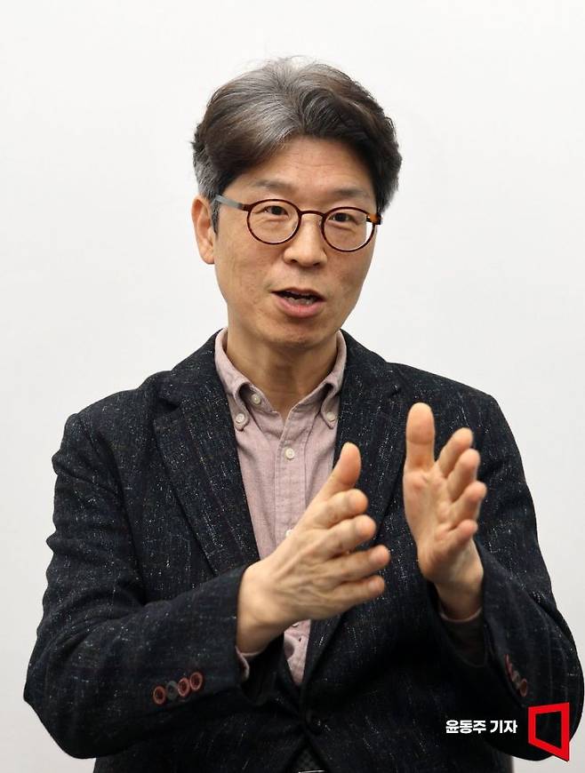 황병선 빅뱅엔젤스 대표가 아시아경제와 인터뷰를 하고 있다. 윤동주 기자