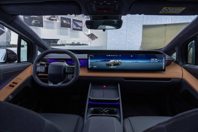 24일 중국 베이징 모터쇼에 세계 최초로 공개된 아이오닉V. 현대차 제공