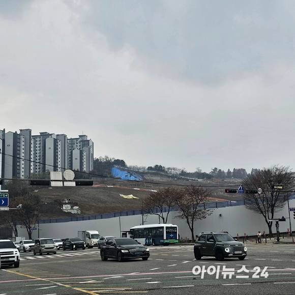 경기 성남시 중원구 상대원동의 대원사거리 인근에서 바라본 상대원2구역 재개발사업지 전경. 2025.11.25 [사진=이효정 기자 ]