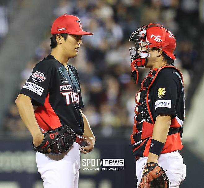 ▲ 왼쪽부터 이의리, 주효상 ⓒ곽혜미 기자