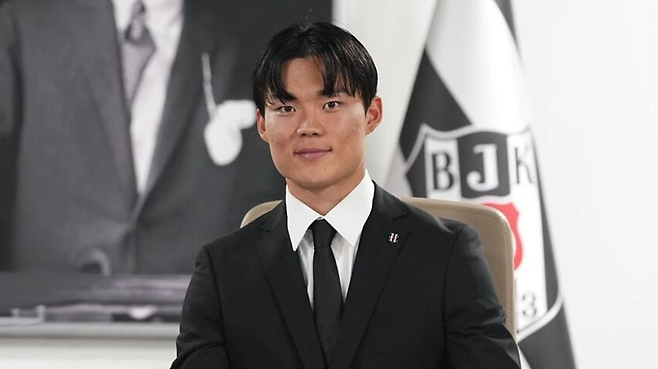 ▲ 베식타시 구단은 오현규의 활약에 크게 만족하고 있다. 튀르키예 신문 \'24사트가제테시\'는 \"구단은 오현규 이적 가치를 4000만 유로(약 692억 원) 수준까지 책정한 것으로 전해졌다. 이는 2월 영입 당시 투자한 1400만 유로(약 242억 원)를 크게 웃도는 금액으로 실현될 경우 튀르키예 축구 역사에서도 손꼽힐 규모의 이적이 될 전망\"이라고 보도했다. ⓒ 튀르키예 \'24사트가제테시\'
