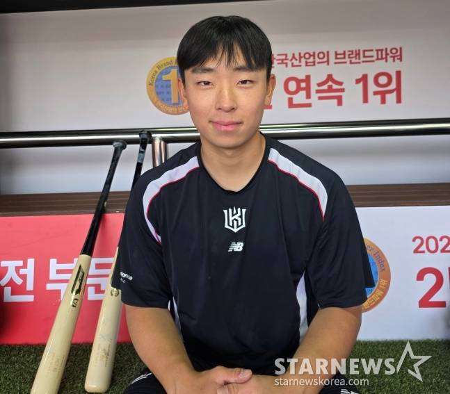 KT 이강민이 22일 수원 KIA전을 앞두고 취재진과 인터뷰했다. /사진=김동윤 기자