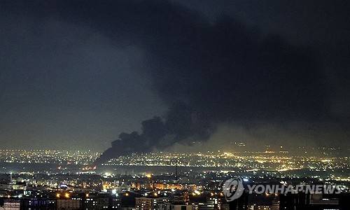 미국·이스라엘의 공습 후 연기가 피어 오르는 테헤란. 기사 내용과 직접 관련 없음 [AFP 연합뉴스 자료사진. 재판매 및 DB 금지]