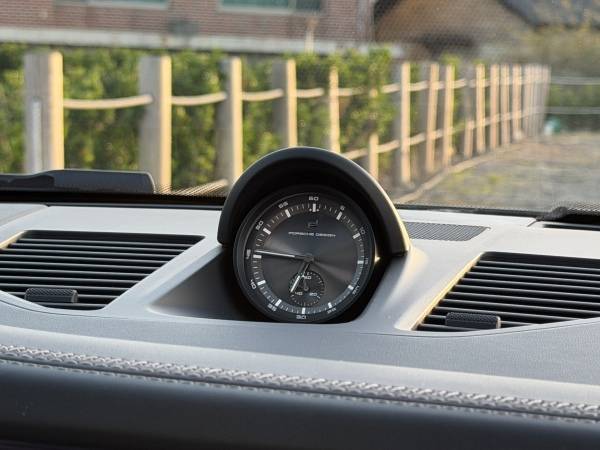 포르쉐 911 Turbo S 실내./사진-김연지 기자