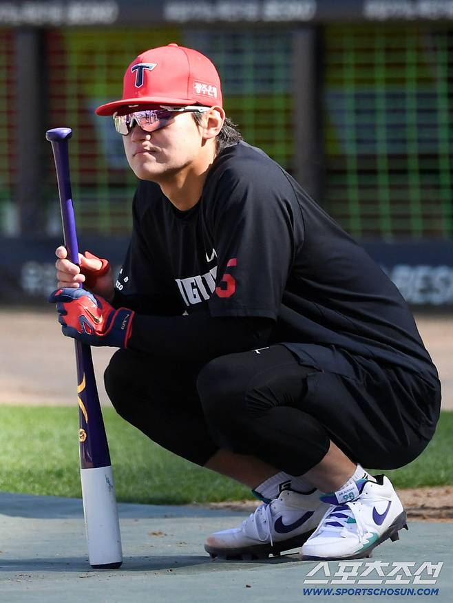 7일 광주 기아챔피언스필드에서 열린 KIA와 삼성의 경기. KIA 김도영이 생각에 잠겨 있다. 광주=박재만 기자 pjm@sportschosun.com/2026.04.07/